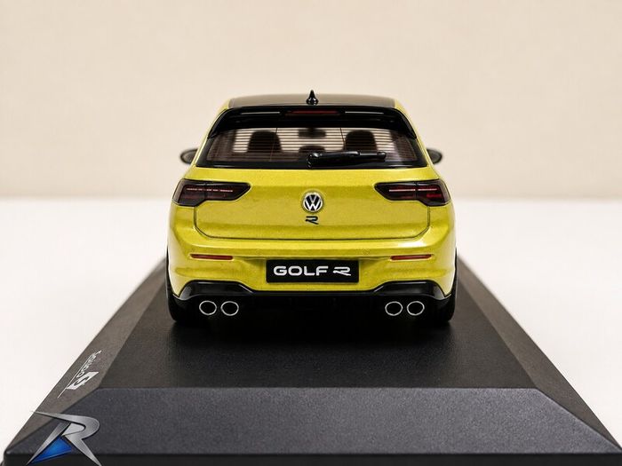 VW Golf R 333 Limited Edition 1/43