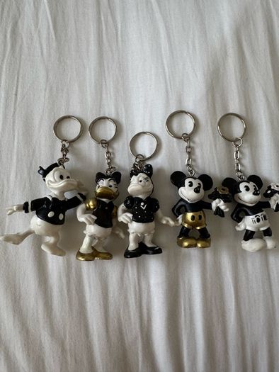 Official Vintage 1986 Disney Mickey Mouse Bullyland Bully Key Ring Keychain
