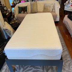 Jysk single bed and mattress 3 mths old