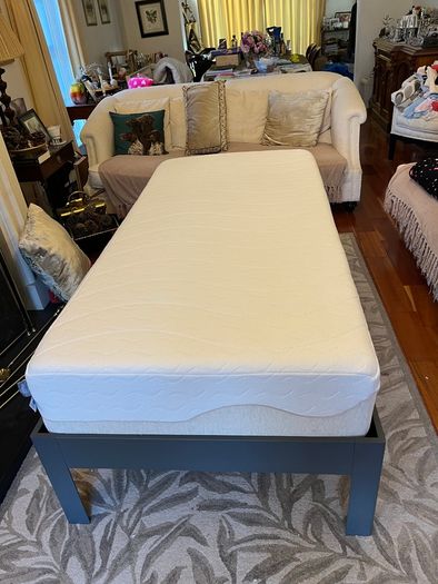 Jysk single bed and mattress 3 mths old