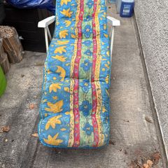 sun lounger