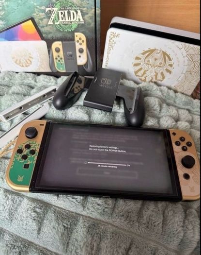 Nintendo switch limited edition Zelda