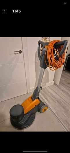 Floor polisher