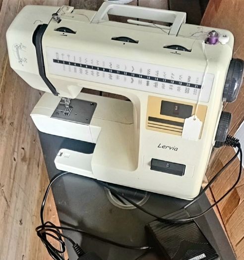 sewing machine