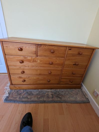 pine chest of drawers