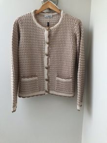 Gallery scallop elegant cardigan