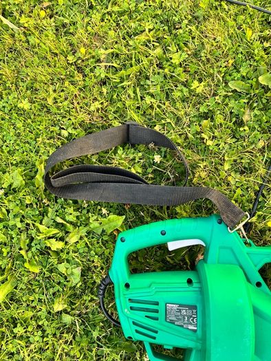 Ferrex Leaf Blower (Vacuum also but bag is damaged)