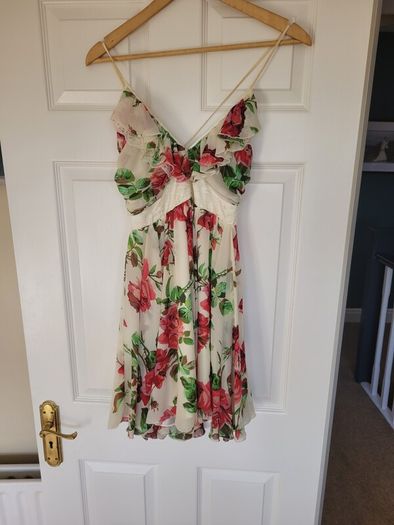 Stunning Lipsy dress