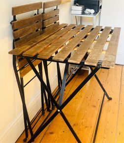 table garden + 2 chairs
