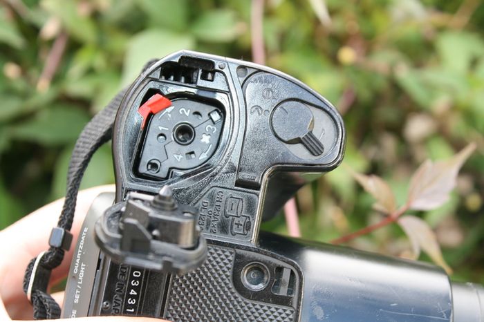 Camera Olympus Centurion S Film mid-Roll Change 25-100 Zoom Flash