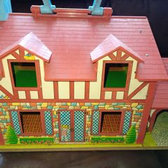 Doll house
