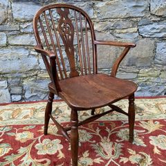 Late 19th Century elm and beech Windsor armchair.