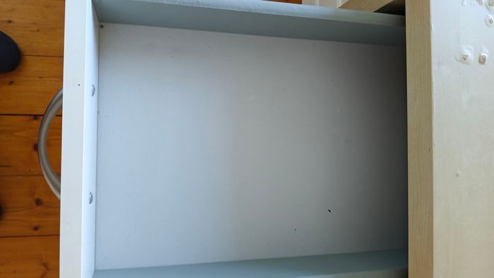 Bedside lockers