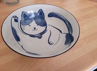 Lovely white/blue bowl with cat motif