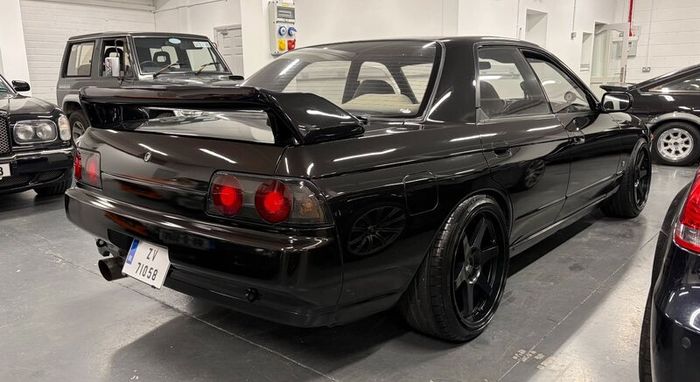 Nissan Skyline R32 RB25 Engine Swap