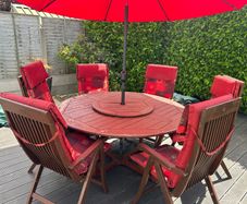 Hard Wood Garden Table & Chairs