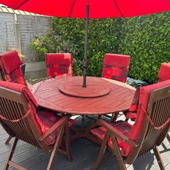 Hard Wood Garden Table & Chairs