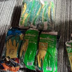 Garden gloves