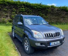 Toyota Land Cruiser 2007 5 seats 333 tax