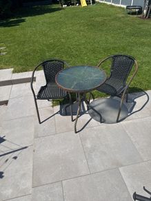 outdoor bistro set table & 2 chairs