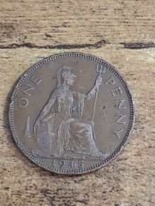 Great Britain UK 1945 One Penny George VI Coin - free standard postage