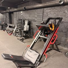 Dual Leg Press & Hack Squat Machine