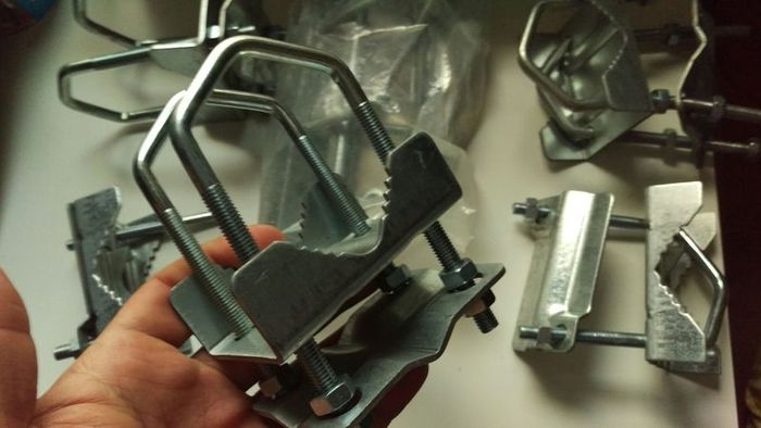 5 pieces of Clamp for satellite or poles