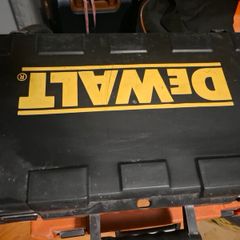 Dewalt D25033LX