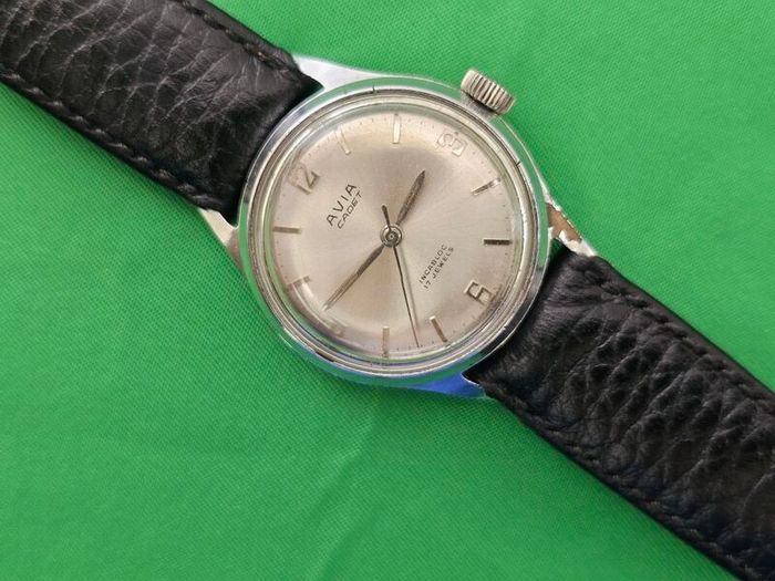 Vintage Swiss Made Avia Cadet Mechanical Wind up Swiss Watch 1960s