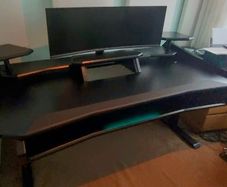 StudioDesk Enterprise Electric black