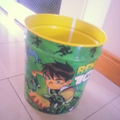 Ben 10 Metal Bin