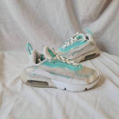 2019 nike air max 2090 Size 4 eu 37.5 turquoise in excellent condition
