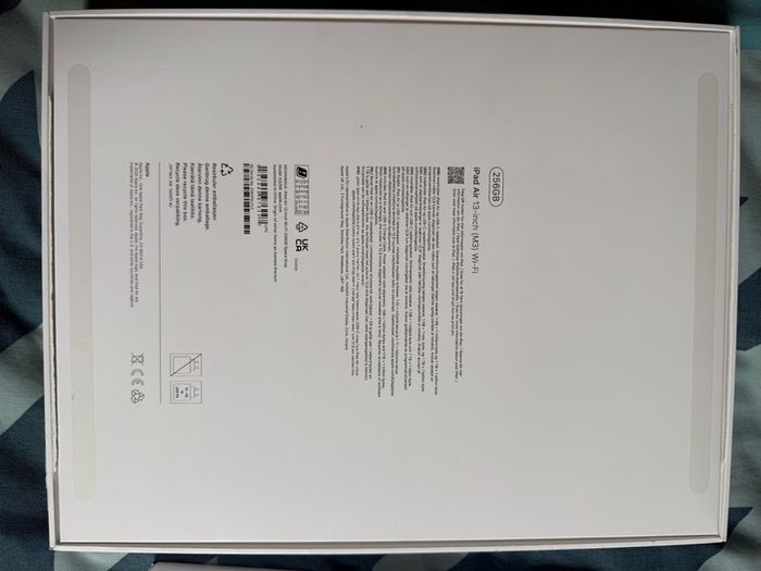 Pristine condition iPad Air 13 inch 256gb M3 chip WiFi