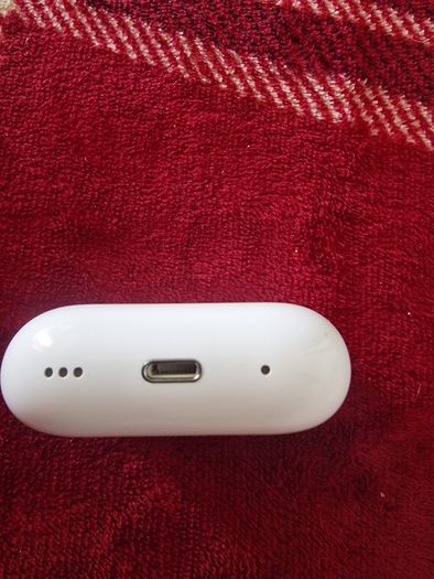 Apple Airpods Pro 2nd Gen,Wireless Charging Dock Station