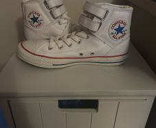 Brand new leather converse