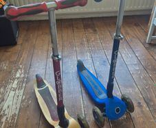 Globber kids scooters x 2