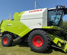 Claas Tucanno440