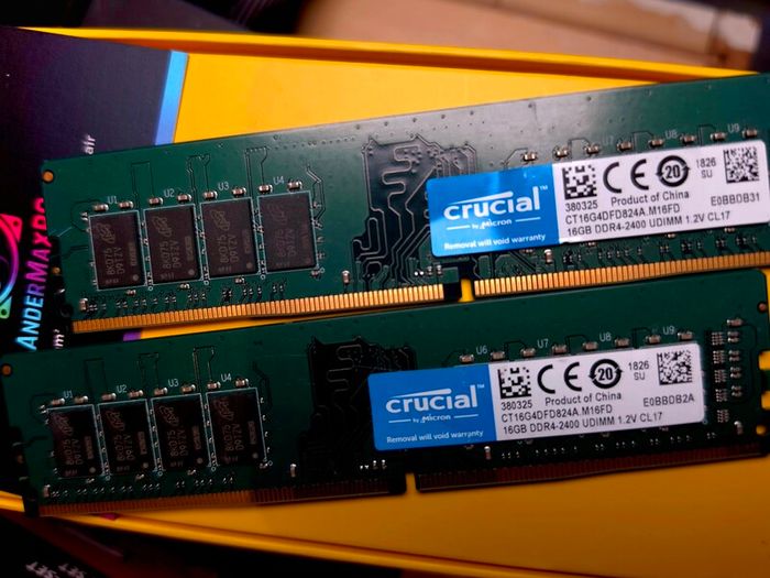Crucial DDR4 32gb RAM kit 2x16gb 2400mhz