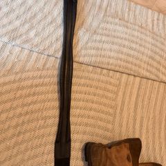 44" Leather Girth Barely Used