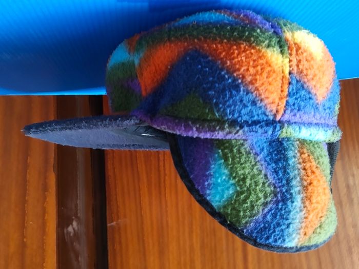 Vintage multycoloured beanie hat.