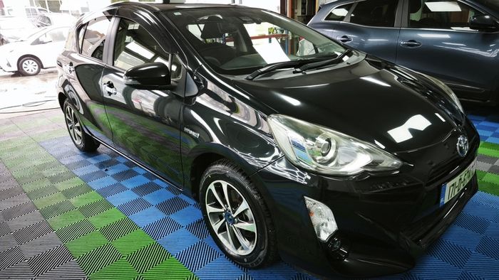 2017 Toyota Aqua