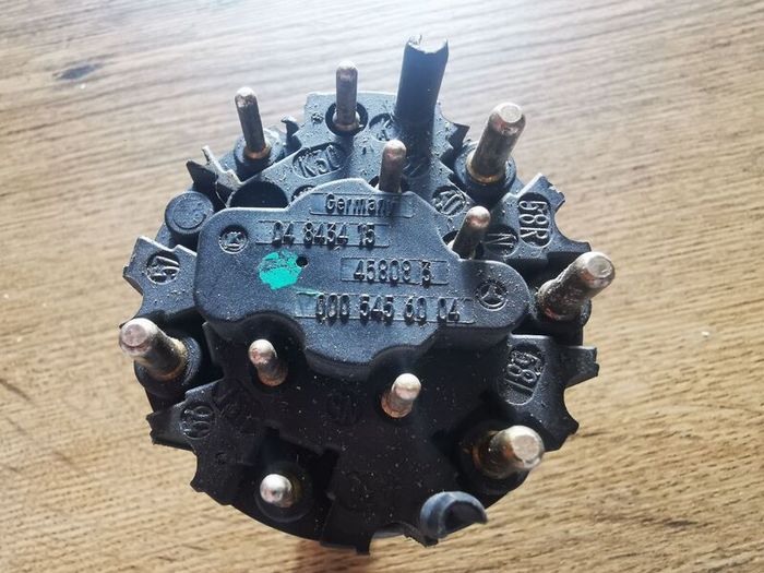 MERCEDES W124 light switch