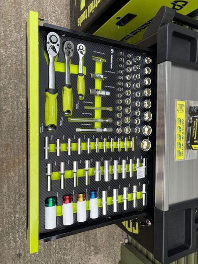 Brand New 7-drawer Tool Chest - Fully Loaded With Tools!