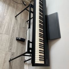 Roland FP-30X keyboard