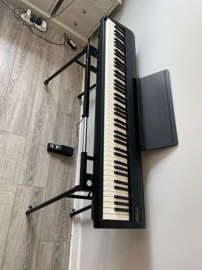 Roland FP-30X keyboard