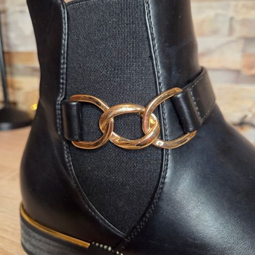 Black Women's Ankle Boots Gold Chain On The Side Gold Studs On The Edge Elastic On The Side, size 39