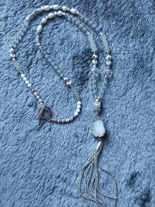 Pranella necklace