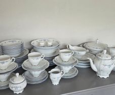 61 Piece Dinner Set Bavaria Rose