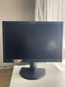 Lenovo 22"Monitor