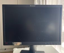 Lenovo 22"Monitor